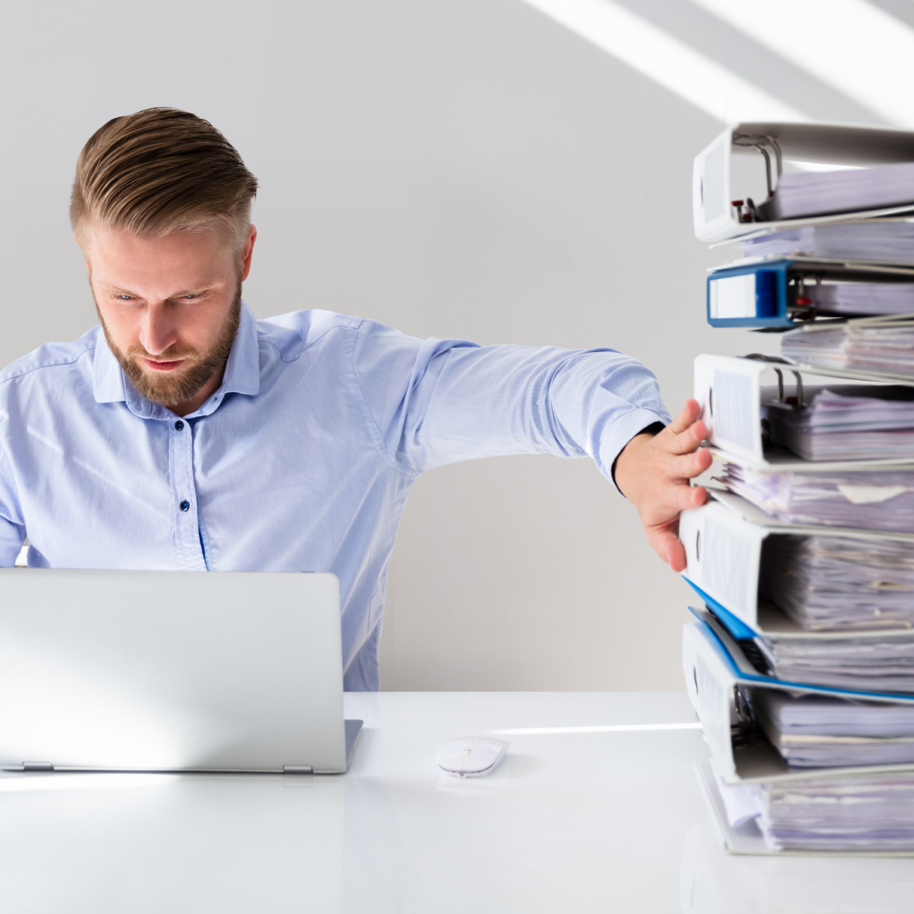 e-invoicing_Whitepaper-resource-featured-image